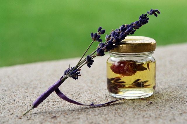 Öl mit Lavendel